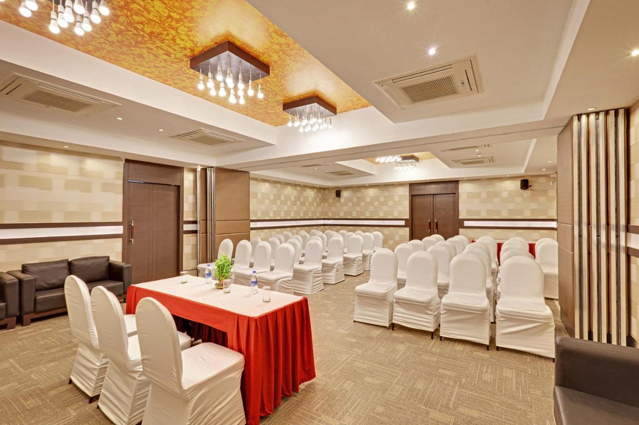Whispering Palms Hotel Jaipur Extérieur photo